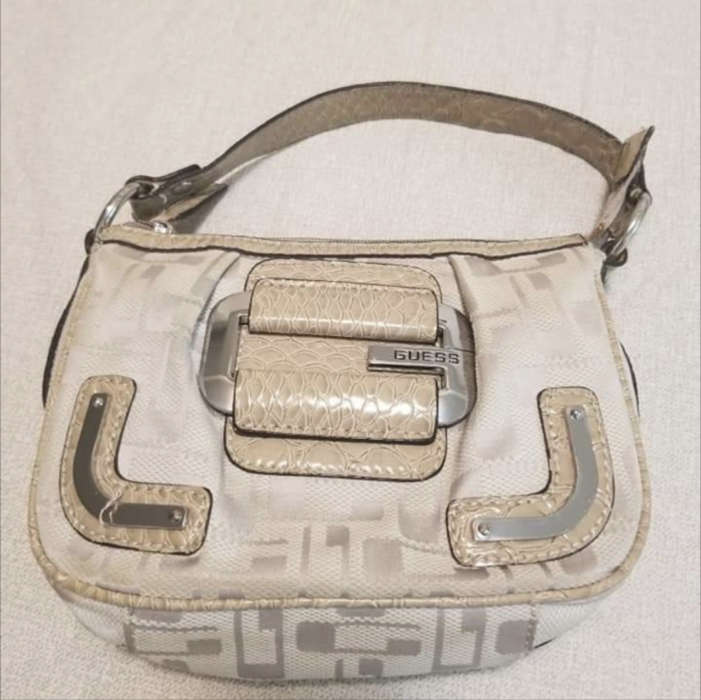 Guess purse